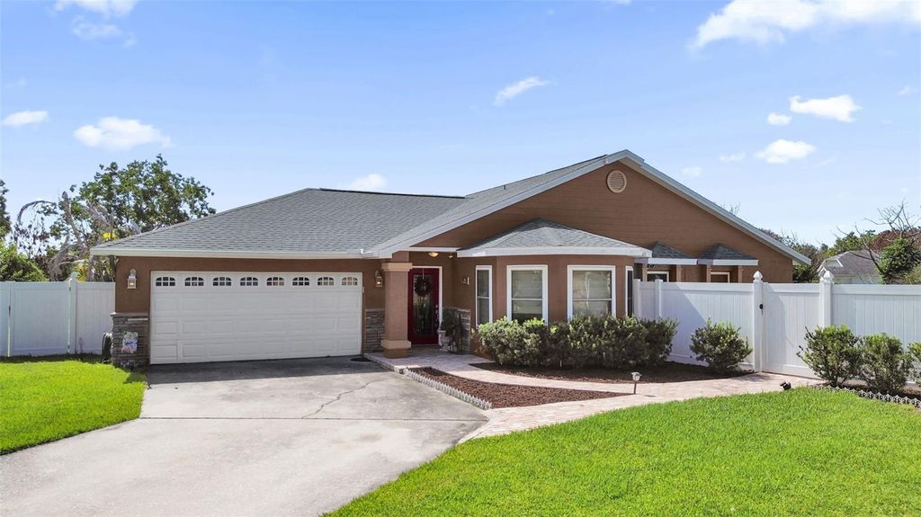637 MOSS PARK COURT, Kissimmee, FL 34743