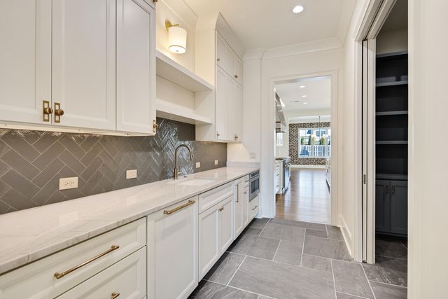 3116 CHAPEL WOODS CV, Germantown, TN 38139