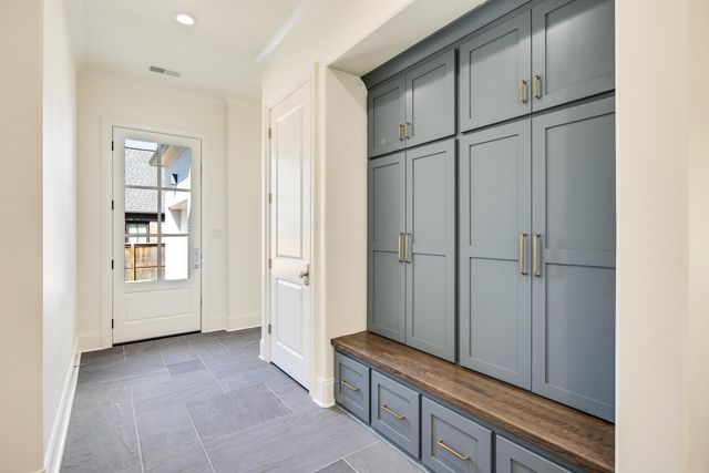 3116 CHAPEL WOODS CV, Germantown, TN 38139