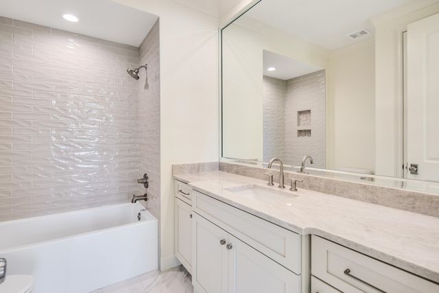 3116 CHAPEL WOODS CV, Germantown, TN 38139