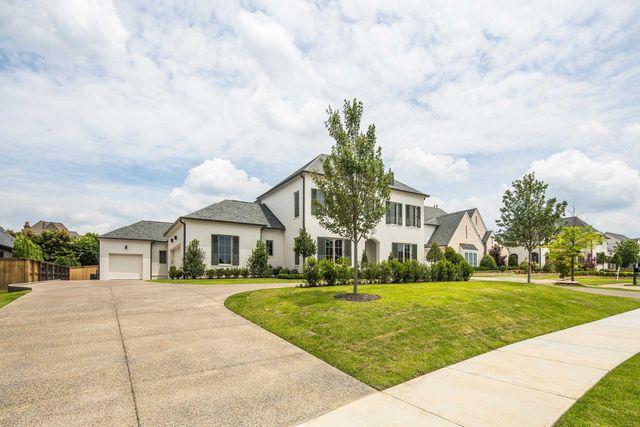3116 CHAPEL WOODS CV, Germantown, TN 38139
