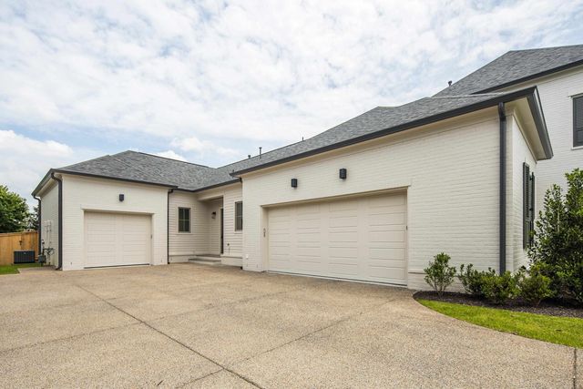 3116 CHAPEL WOODS CV, Germantown, TN 38139