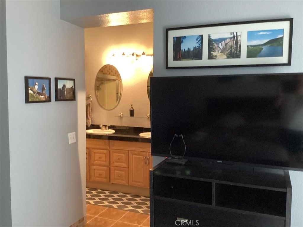 Image 23 of property listing at 12568 Rideabout Court, San Diego, CA 92129