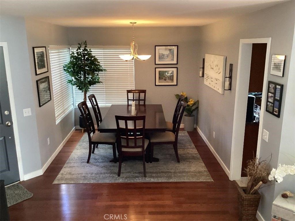 Image 5 of property listing at 12568 Rideabout Court, San Diego, CA 92129