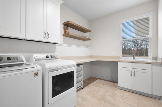 8114 Turning Stone, Kalamazoo, MI 49009