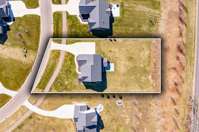 8114 Turning Stone, Kalamazoo, MI 49009