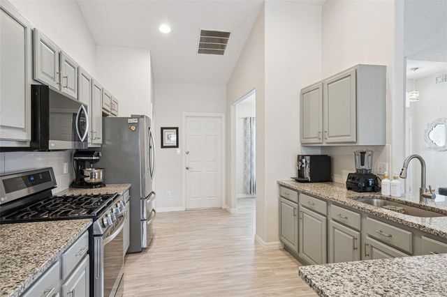 2130 PEKOE COURT, Clermont, FL 34714