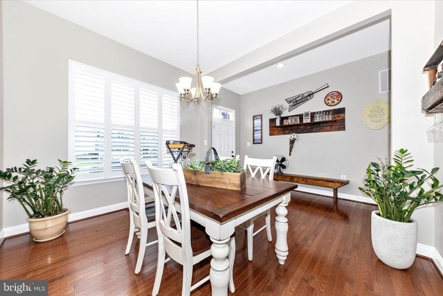 295 ALDERSHOT DR, Martinsburg, WV 25405