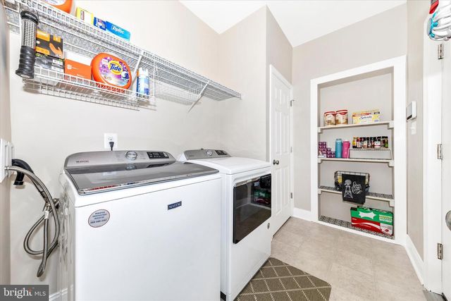 295 ALDERSHOT DR, Martinsburg, WV 25405