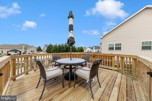 295 ALDERSHOT DR, Martinsburg, WV 25405