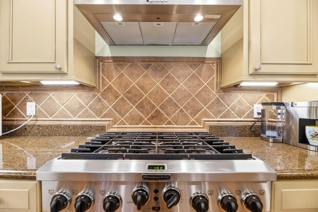 4255 Faber Place Drive 4303, North Charleston, SC 29405