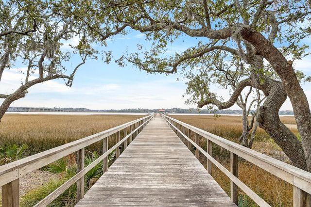 4255 Faber Place Drive 4303, North Charleston, SC 29405