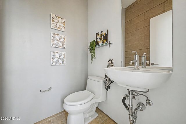 1145 E WHITTON Avenue 1007, Phoenix, AZ 85014