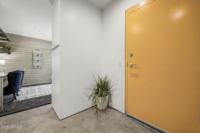 1145 E WHITTON Avenue 1007, Phoenix, AZ 85014