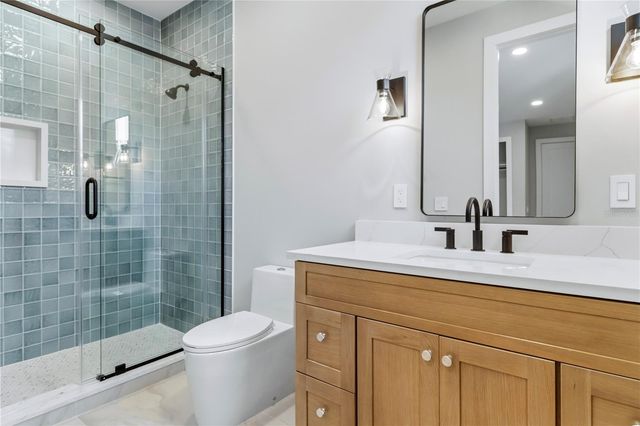 106 W KING STREET, Orlando, FL 32804