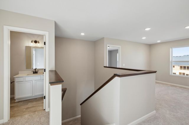 15022 Askeaton Place, Rosemount, MN 55068