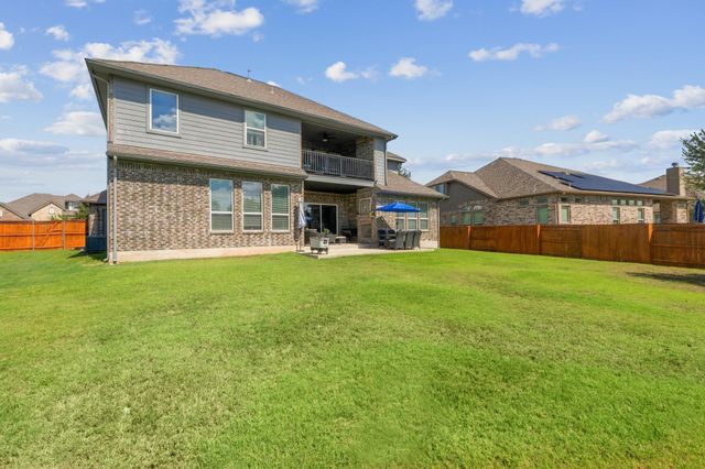 2316 Airport DR, Leander, TX 78641