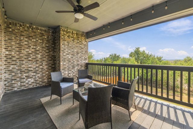 2316 Airport DR, Leander, TX 78641