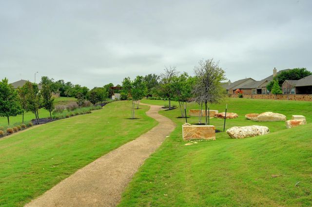 2316 Airport DR, Leander, TX 78641