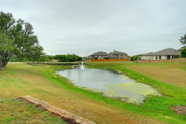 2316 Airport DR, Leander, TX 78641