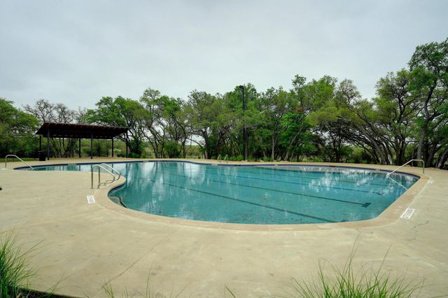 2316 Airport DR, Leander, TX 78641
