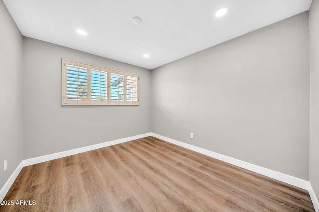 1214 E BUTLER Drive, Phoenix, AZ 85020