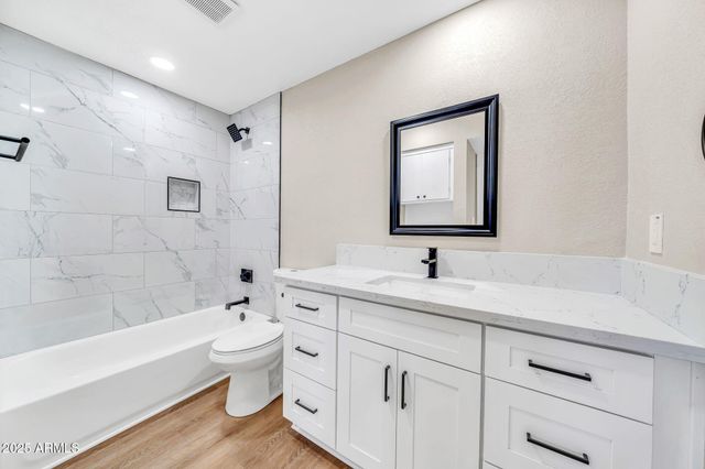 1214 E BUTLER Drive, Phoenix, AZ 85020