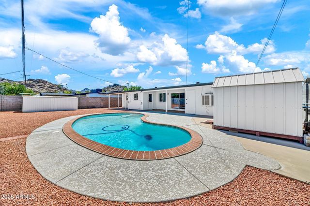 1214 E BUTLER Drive, Phoenix, AZ 85020