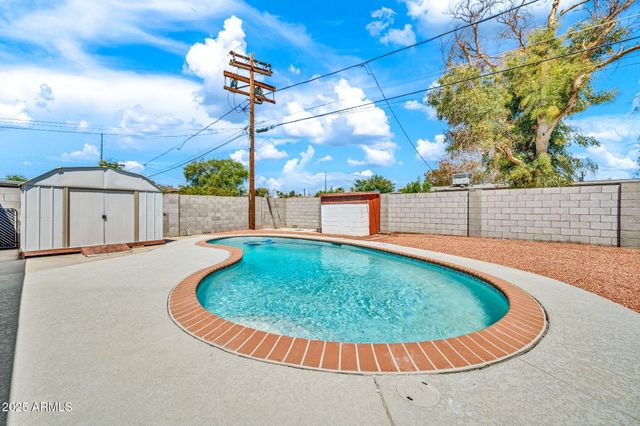 1214 E BUTLER Drive, Phoenix, AZ 85020