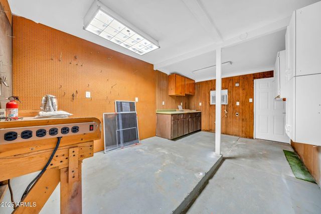 1214 E BUTLER Drive, Phoenix, AZ 85020