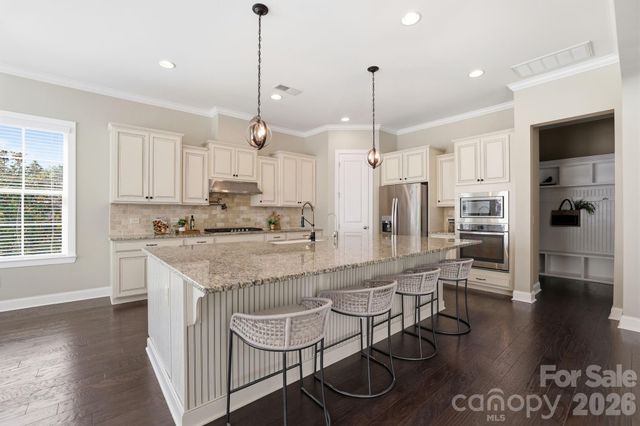 2411 Madeira Circle, Waxhaw, NC 28173