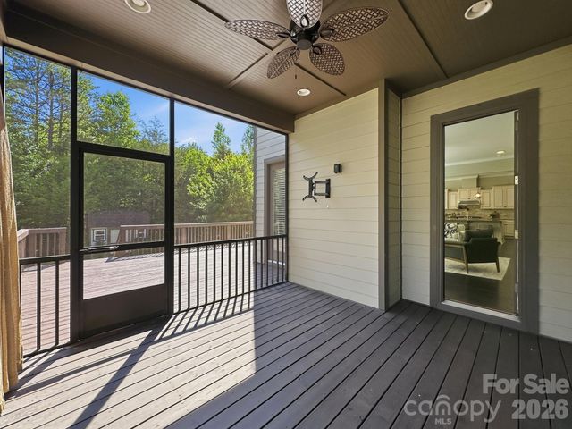 2411 Madeira Circle, Waxhaw, NC 28173
