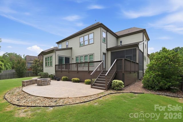 2411 Madeira Circle, Waxhaw, NC 28173
