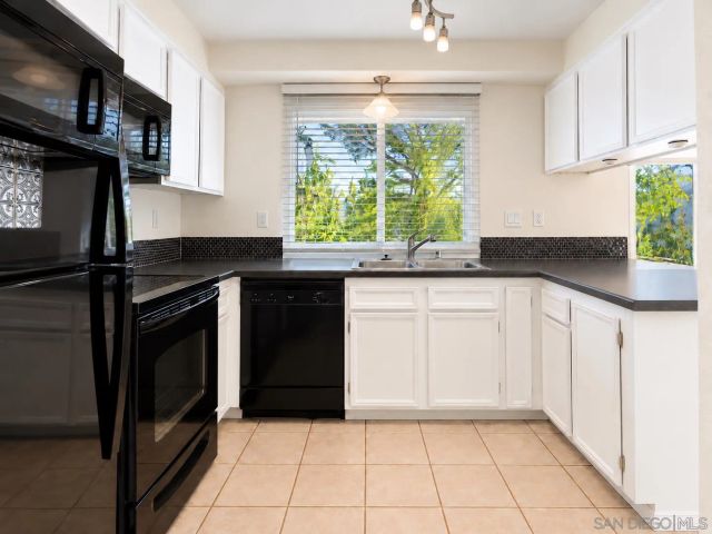 1311 Hawk, El Cajon, CA 92020
