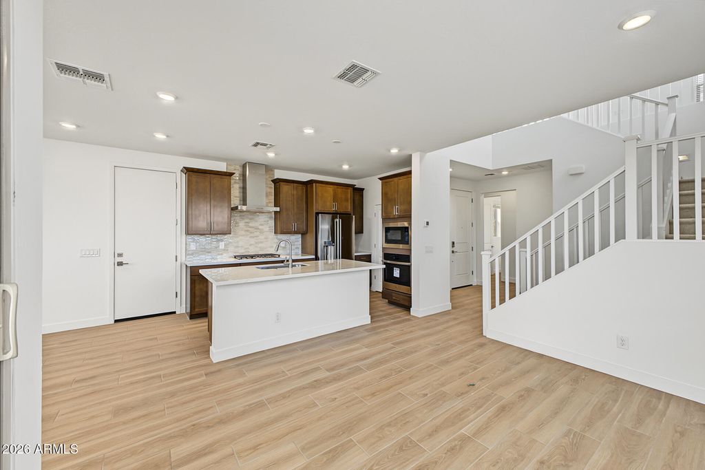 2281 S Swan Court, Gilbert, AZ 85295 — photo 4