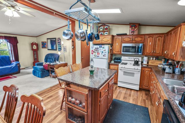 1727 N Lake Drive, Braham, MN 55006
