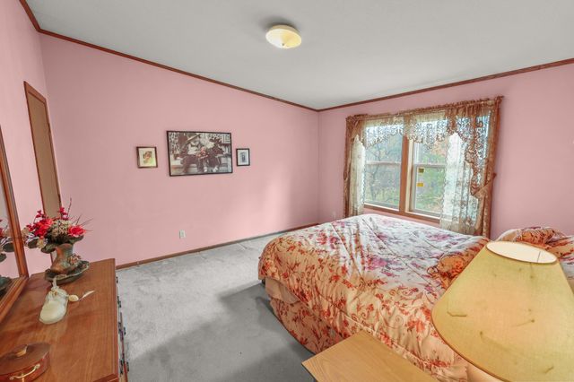 1727 N Lake Drive, Braham, MN 55006