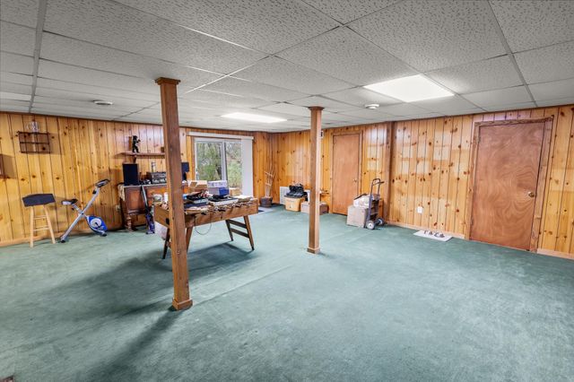 1727 N Lake Drive, Braham, MN 55006