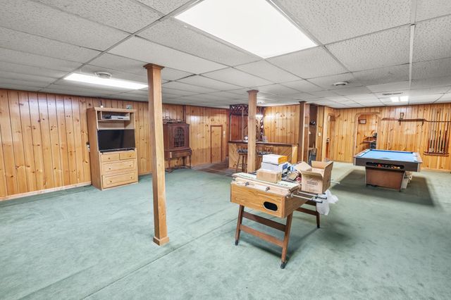 1727 N Lake Drive, Braham, MN 55006