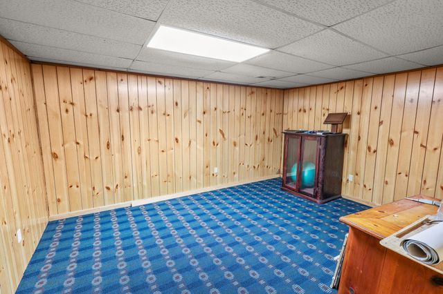 1727 N Lake Drive, Braham, MN 55006