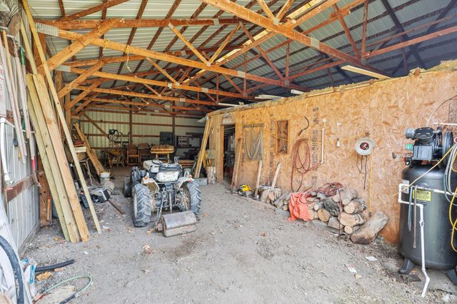 1727 N Lake Drive, Braham, MN 55006