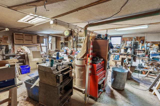 1727 N Lake Drive, Braham, MN 55006