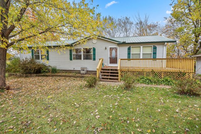 1727 N Lake Drive, Braham, MN 55006