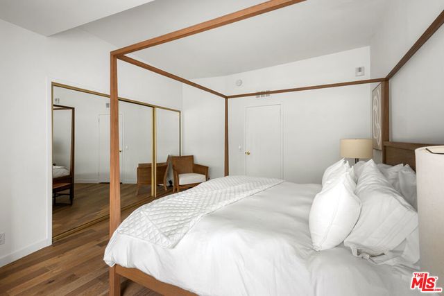 7250 Franklin Avenue 101, Los Angeles, CA 90046