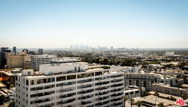 7250 Franklin Avenue 101, Los Angeles, CA 90046