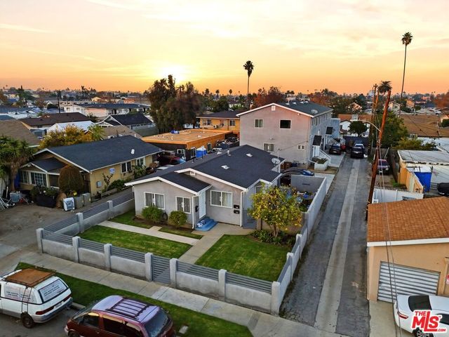 1213 W 93rd Street, Los Angeles, CA 90044
