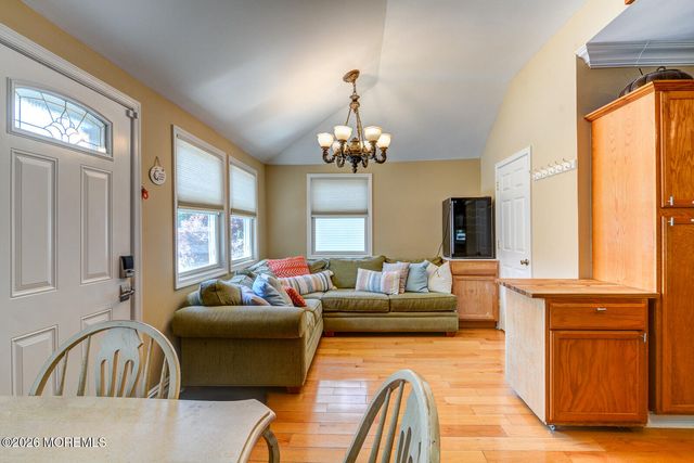 106 Forman Avenue, Point Pleasant Beach, NJ 08742