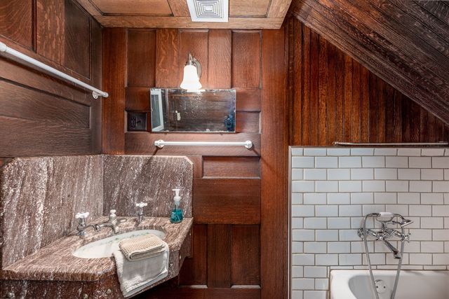 116 W Prospect Avenue, Ottawa, IL 61350