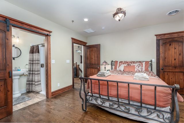 116 W Prospect Avenue, Ottawa, IL 61350