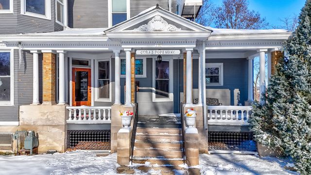 116 W Prospect Avenue, Ottawa, IL 61350